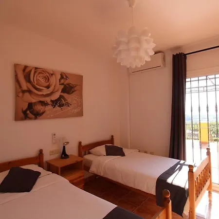 Bella Vista 3